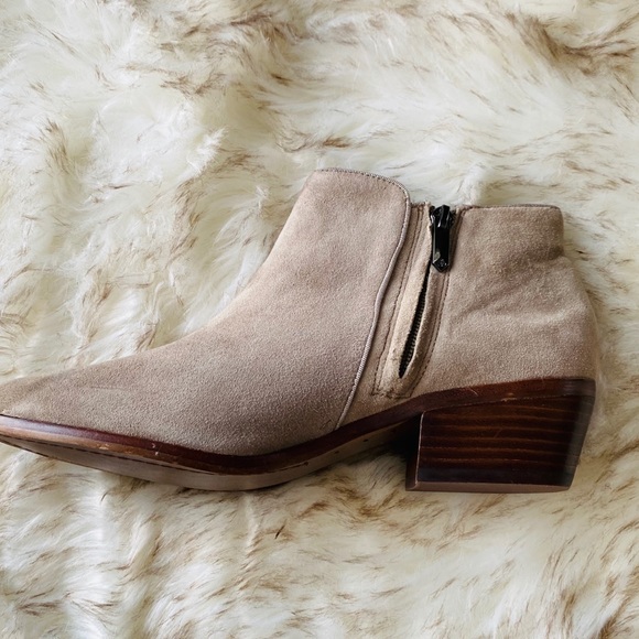 Sam Edelman Petty Chelsea boot size 9 NWOT - Picture 3 of 5